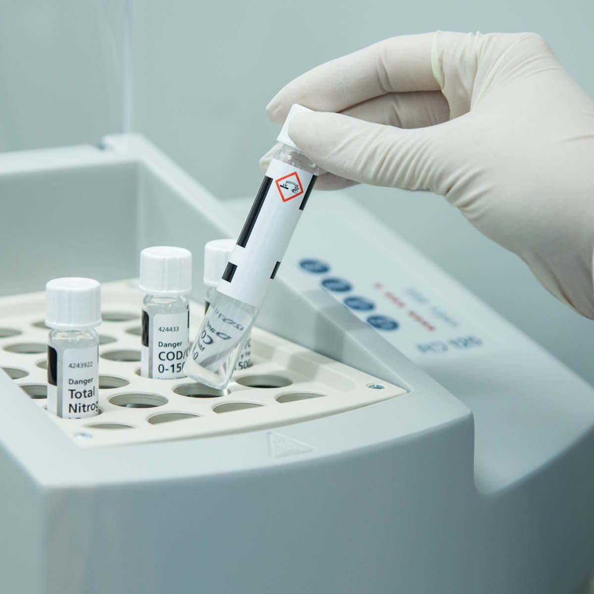 Lovibond Thermoreactor RD 125 COD & Nutrient Digestion Reactor (24 Vials) - Product Photo